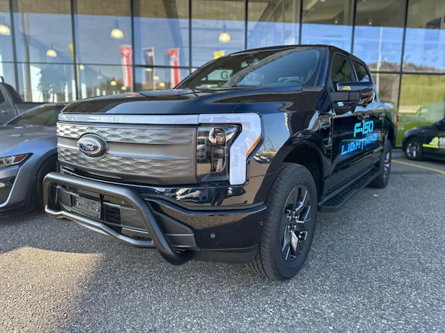 Ford F-150 Lightning 91 kWh Lariat Launch Edition