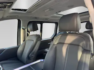 Hyundai Staria Pr. 1.6 HEV Amplia