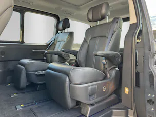 Hyundai Staria Pr. 1.6 HEV Amplia