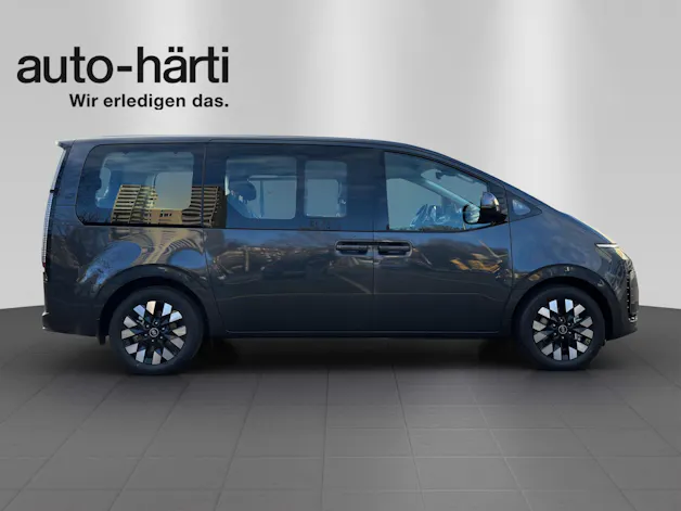 Hyundai Staria Pr. 1.6 HEV Amplia