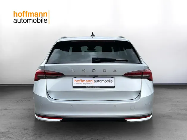 Škoda Octavia Combi 1.5 TSI mHEV DSG Selection