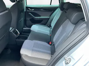 Škoda Octavia Combi 1.5 TSI mHEV DSG Selection