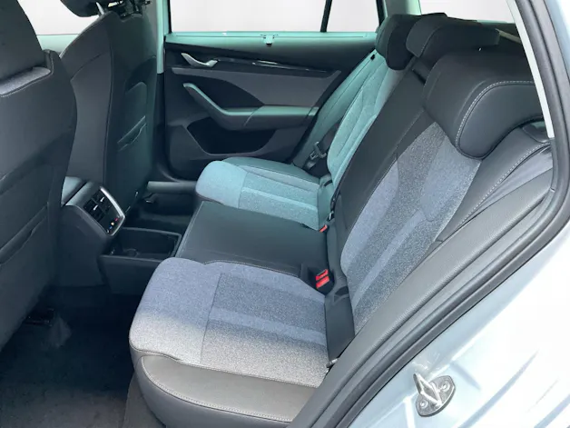 Škoda Octavia Combi 1.5 TSI mHEV DSG Selection