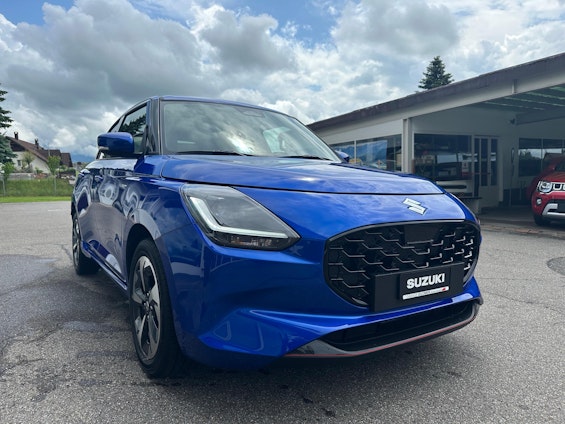 First vehicle image