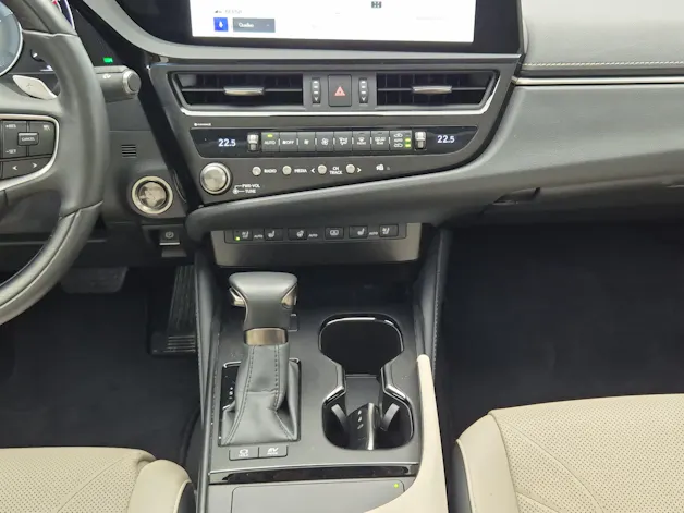 Lexus ES 300h Excellence