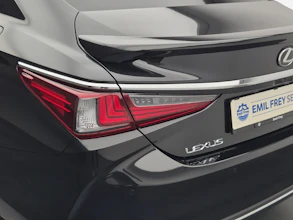 https://vehicle.imgix.net/3942566/aea06d79-c69c-47cc-b474-e7fbfb091da9.jpg