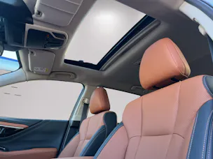 Subaru Outback 2.5i 30th Anniversary Tan