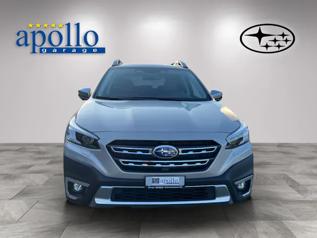 Subaru Outback 2.5i 30th Anniversary Tan