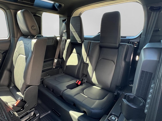 Vehicle image 6 Vehicle image 6