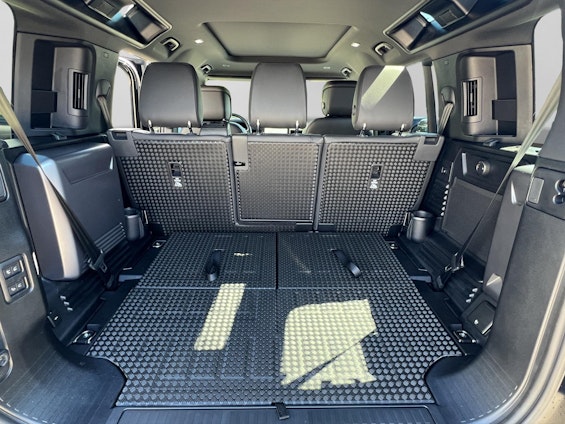 Vehicle image 9 Vehicle image 9