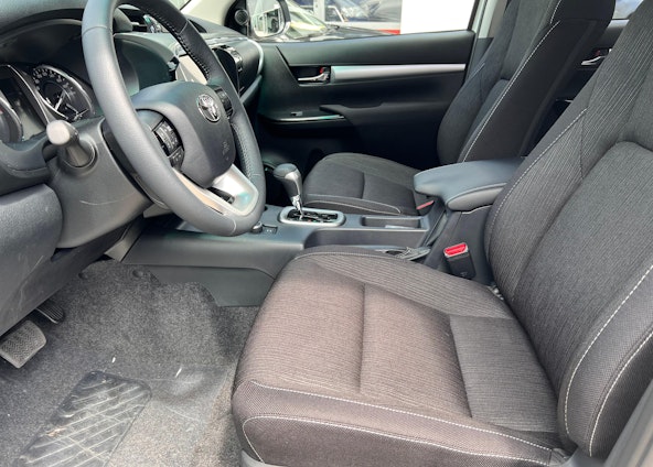 Vehicle image 8 Vehicle image 8