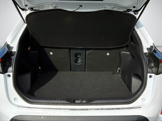 Vehicle image 5 Vehicle image 5