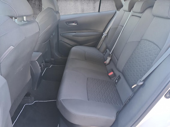 Vehicle image 9 Vehicle image 9