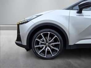 Vehicle image TOYOTA C-HR 2.0 PHEV GR Sport Premiere