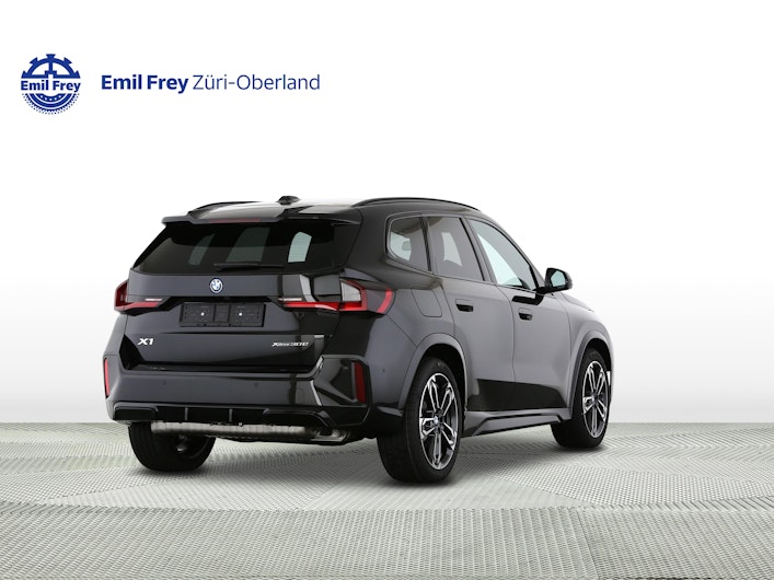 Vehicle image BMW X1