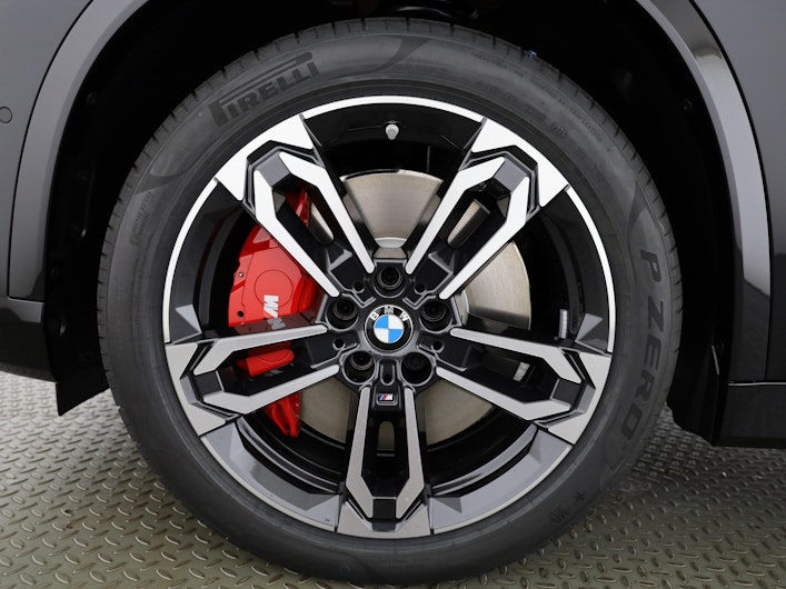 Vehicle image BMW X1