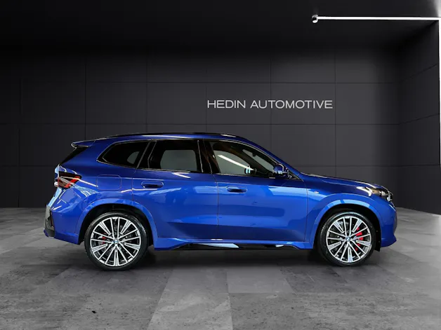 BMW X1 23i xDrive paddles