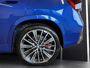 BMW X1 23i xDrive paddles