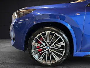 BMW X1 23i xDrive paddles