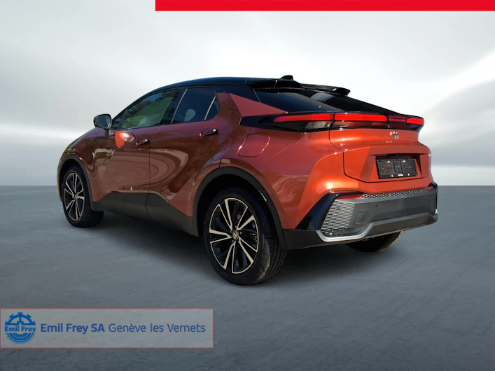 image du véhicule TOYOTA C-HR