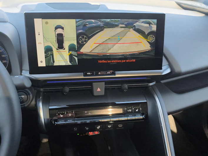 image du véhicule TOYOTA C-HR