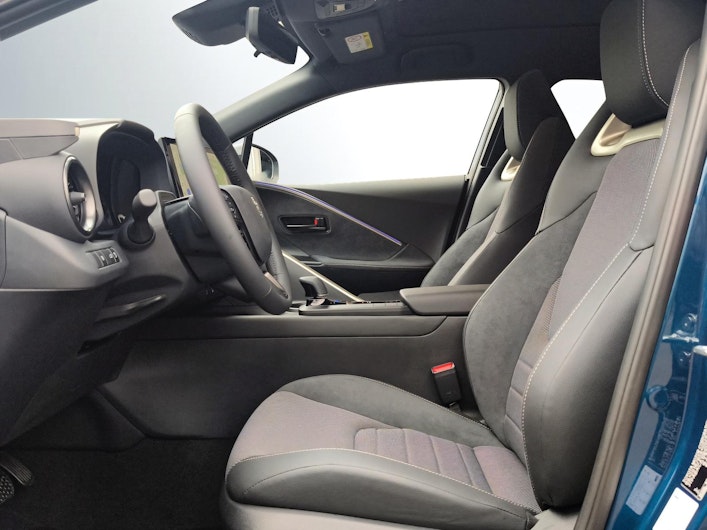 Fahrzeugbild TOYOTA C-HR