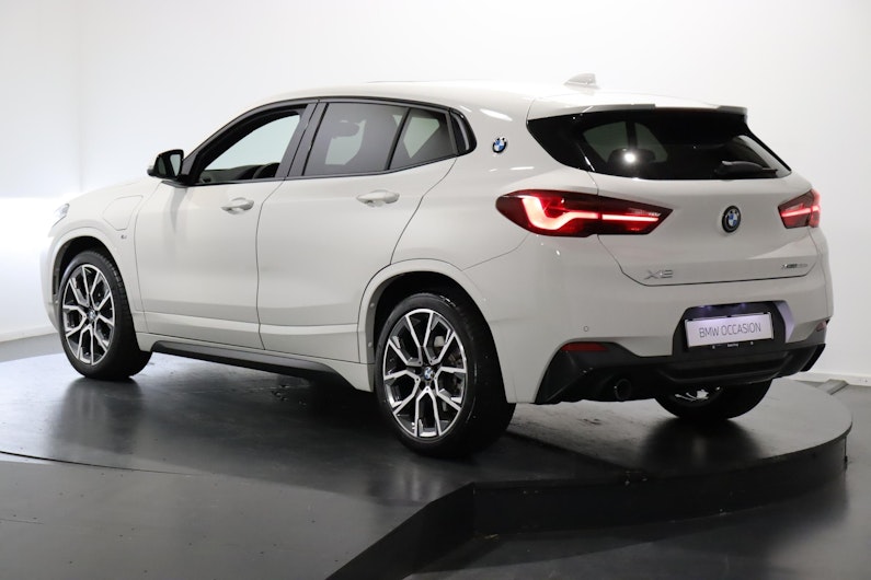 Vehicle image BMW X2