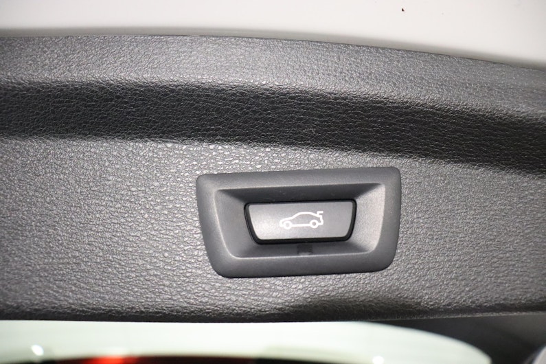 Vehicle image BMW X2