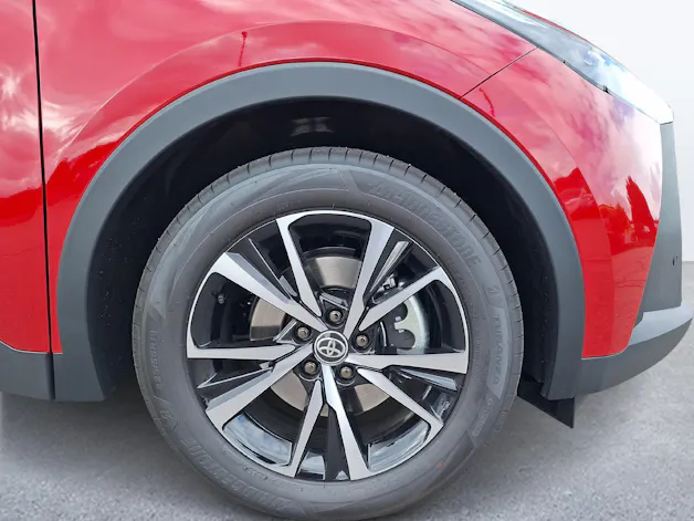 Toyota C-HR 2.0 PHEV Swiss Edition