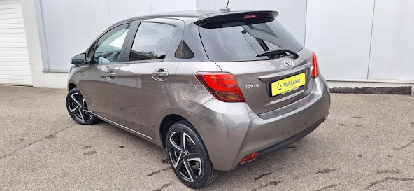 Vehicle image 15 Vehicle image 15