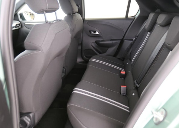 Vehicle image 6 Vehicle image 6