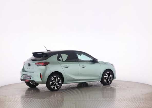 First vehicle image First vehicle image