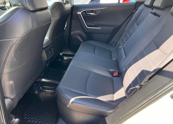 Vehicle image 10 Vehicle image 10