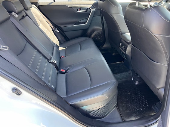 Vehicle image 11 Vehicle image 11