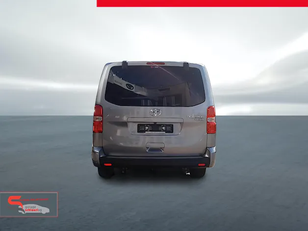 Toyota PROACE Verso L2 2.0 D Trend