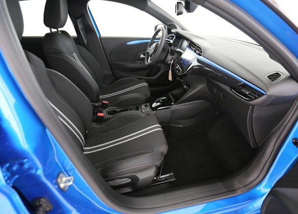 Vehicle image 9 Vehicle image 9