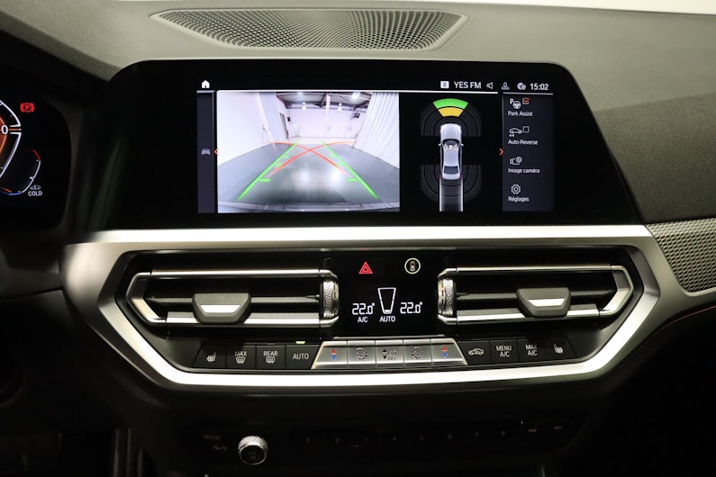 Vehicle image BMW 3 SERIES