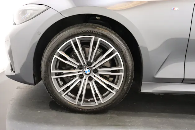 BMW 320d xDrive SAG