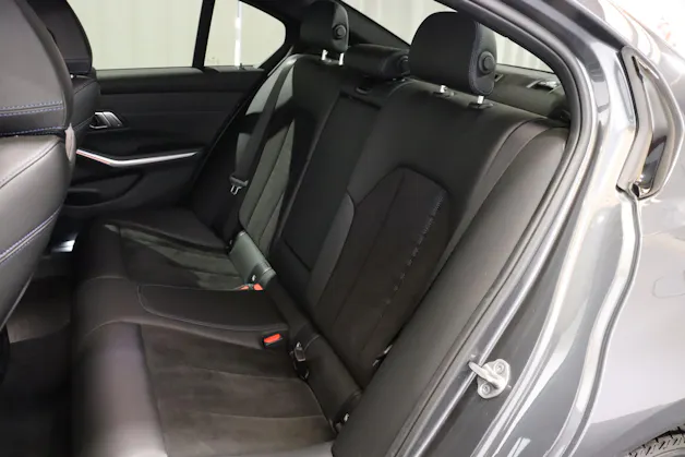 BMW 320d xDrive SAG