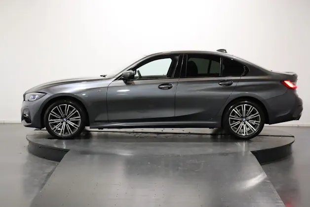 BMW 320d xDrive SAG