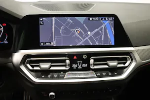 BMW 320d xDrive SAG