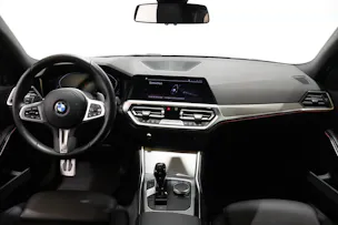 BMW 320d xDrive SAG