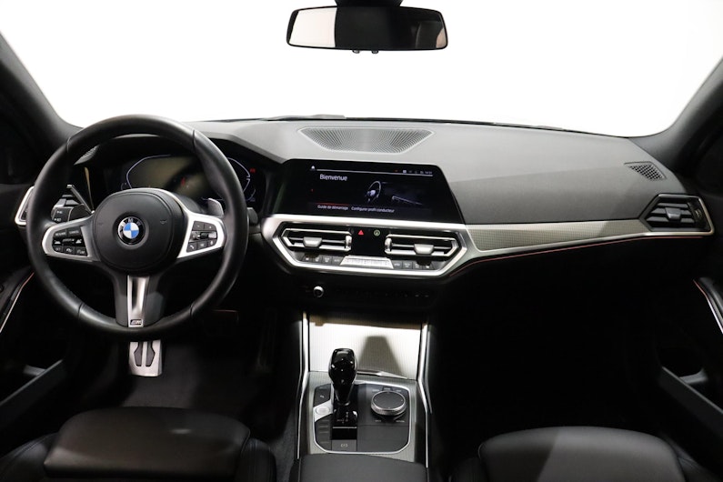 Vehicle image BMW 3 SERIES