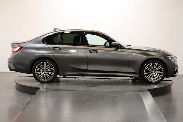 BMW 320d xDrive SAG