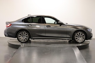 Vehicle image BMW 320d xDrive SAG