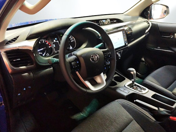 Vehicle image 7 Vehicle image 7