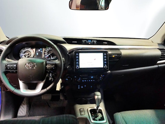 Vehicle image 8 Vehicle image 8