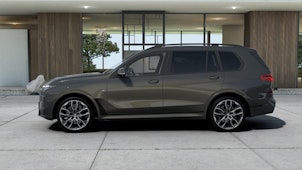 Vehicle image BMW X7 40i xDrive SAG