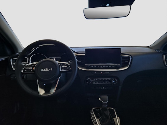 Vehicle image 13 Vehicle image 13