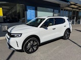 First vehicle image